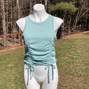 Paperoc ruched light green tank XL on two different body types